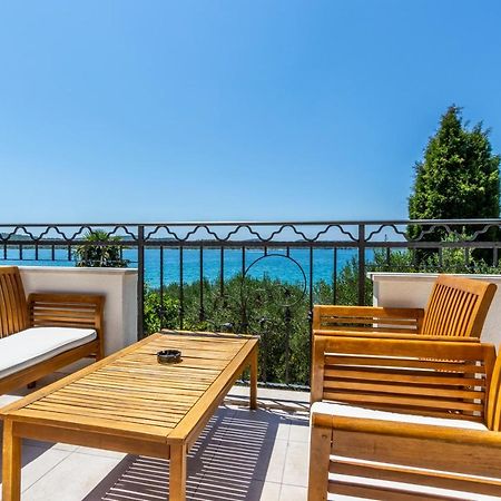 Apartments La Mirage Pirovac Eksteriør bilde