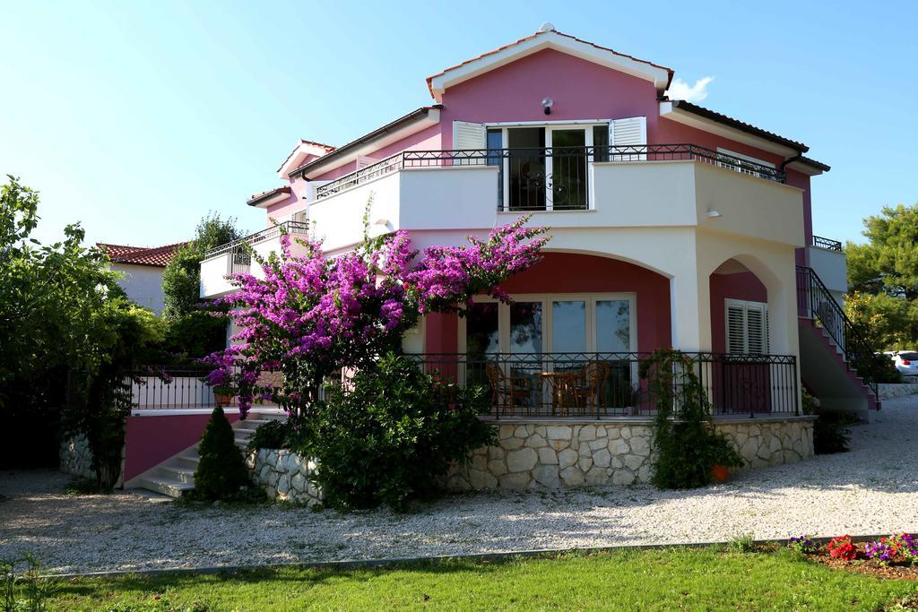 Apartments La Mirage Pirovac Eksteriør bilde